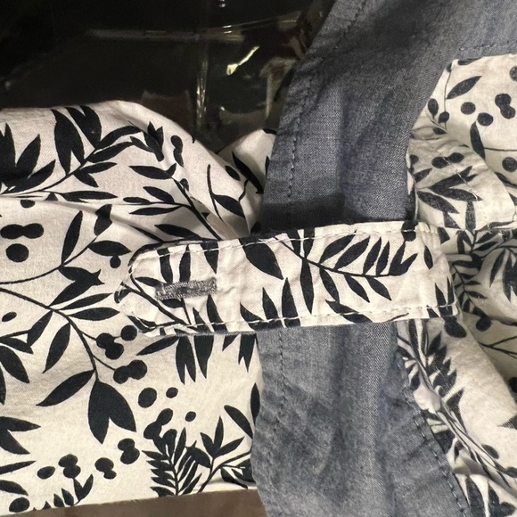 Tommy Hilfiger brand top size SP - Picture 9 of 13